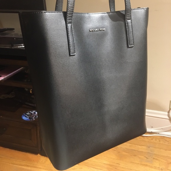 michael kors emry large leather tote